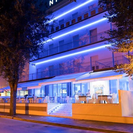 Hotel Ninfea Cattolica Extérieur photo