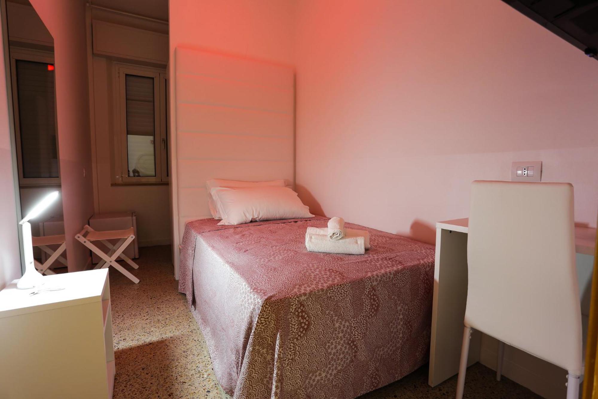 Hotel Ninfea Cattolica Extérieur photo