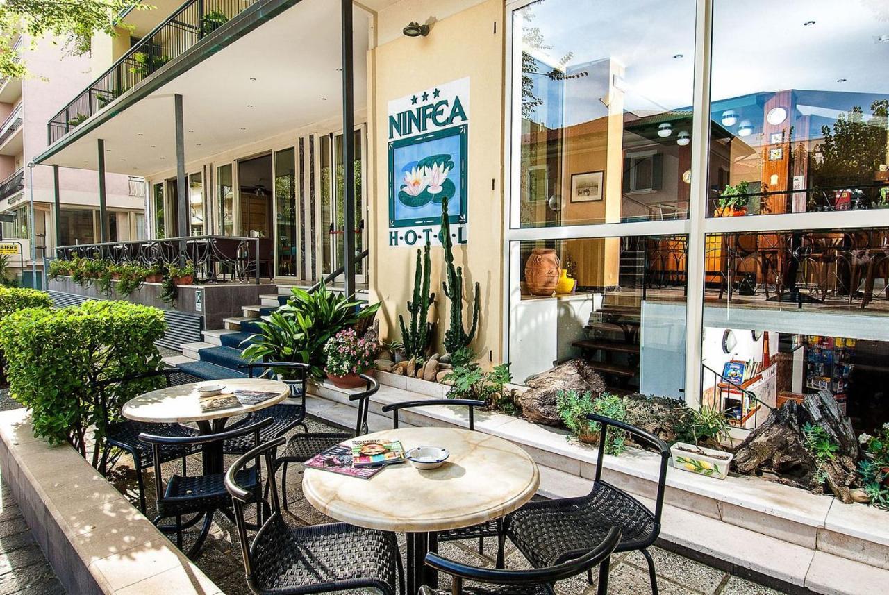 Hotel Ninfea Cattolica Extérieur photo